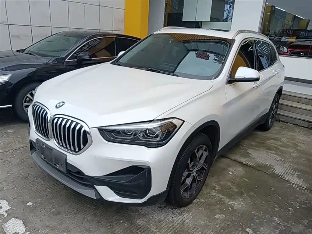 BMW X1 — фото 2