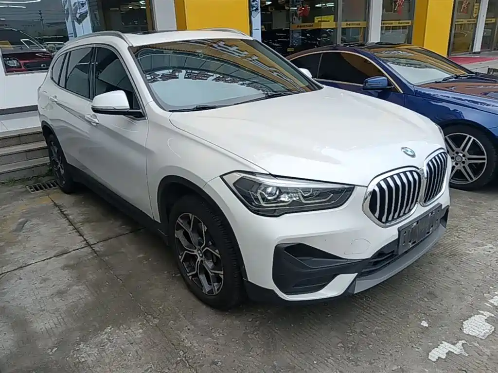 BMW X1 — фото 4