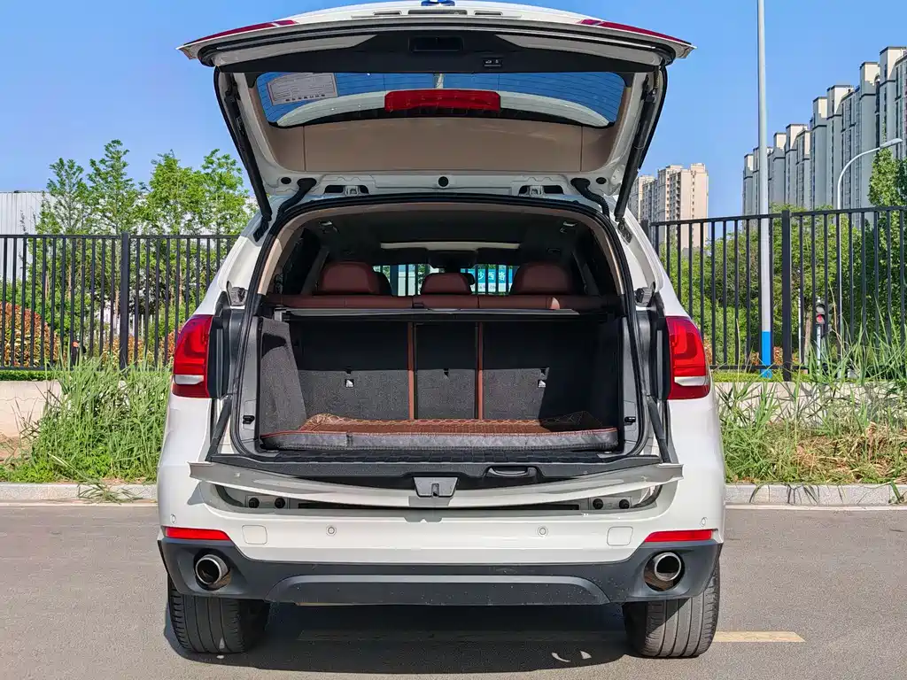 BMW X5 (Import) — фото 7