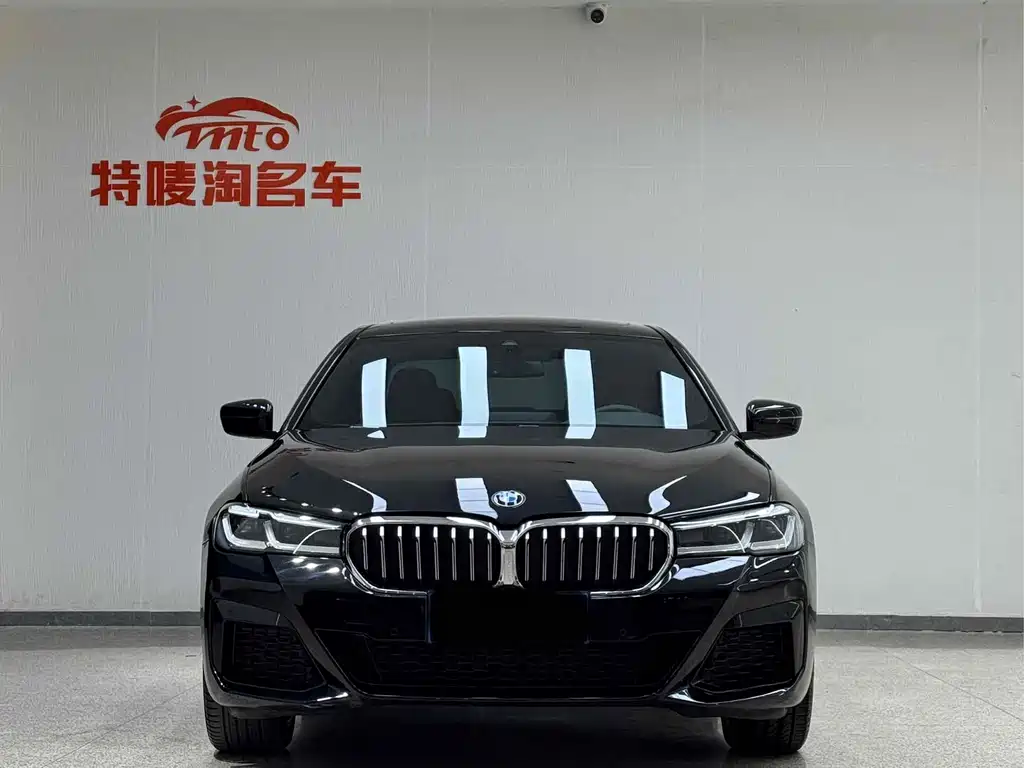 BMW 5 Series — фото 2