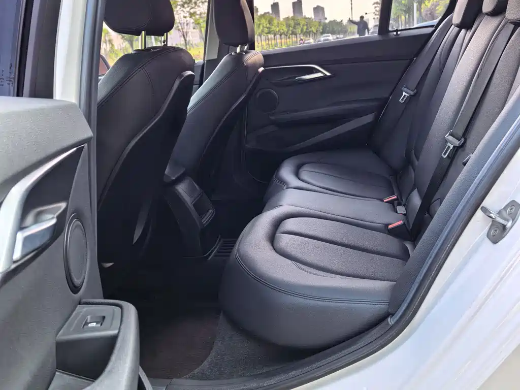 BMW 1 Series — фото 14