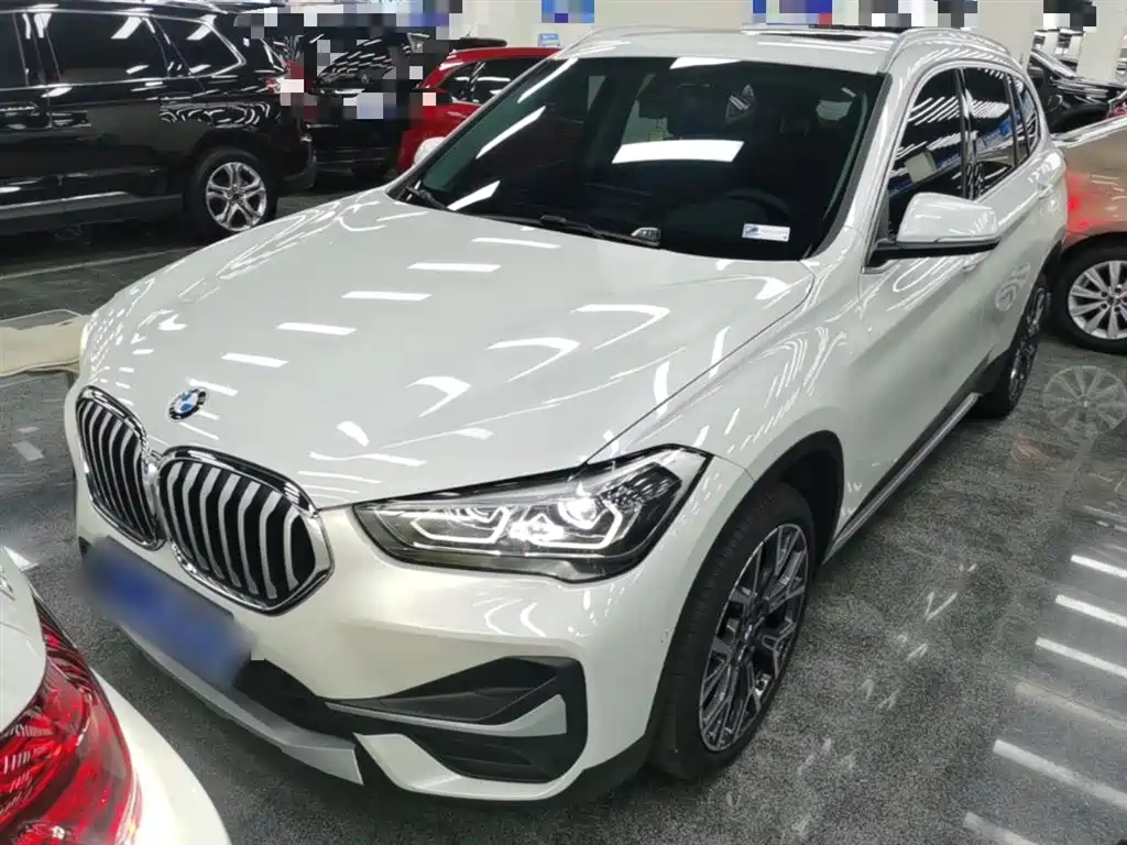 BMW X1 — фото 2