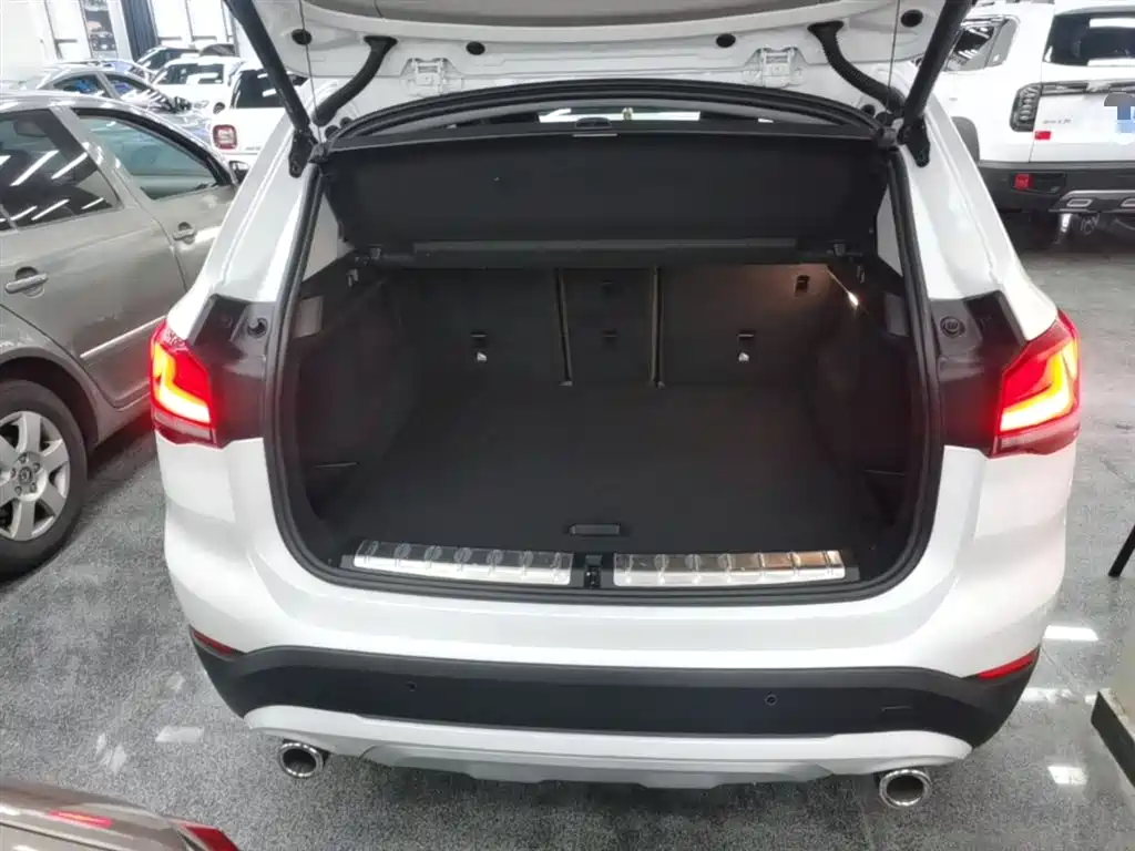 BMW X1 — фото 19
