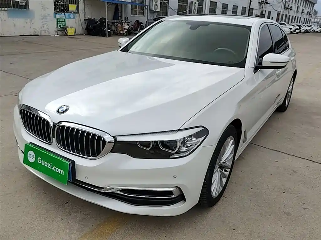 BMW 5 Series — фото 2