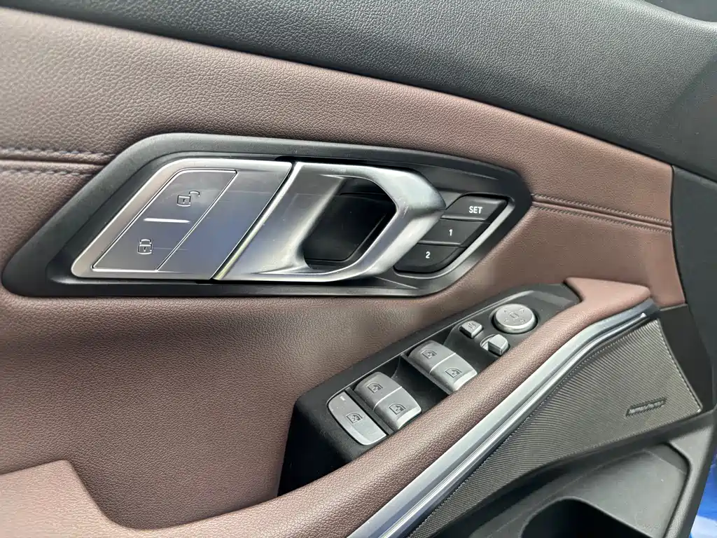 BMW 3 Series — фото 11
