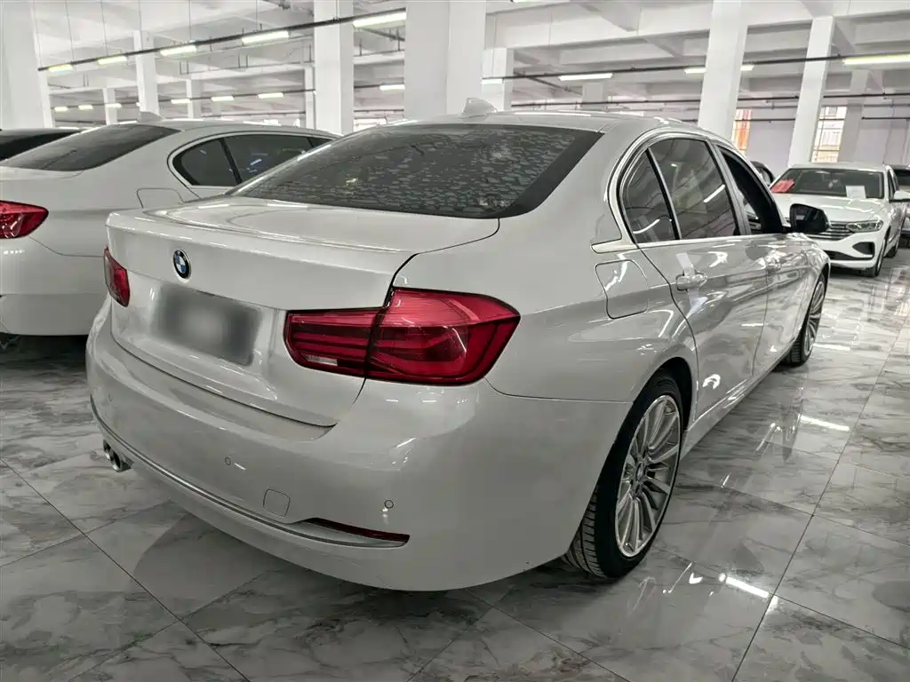 BMW 3 Series — фото 5