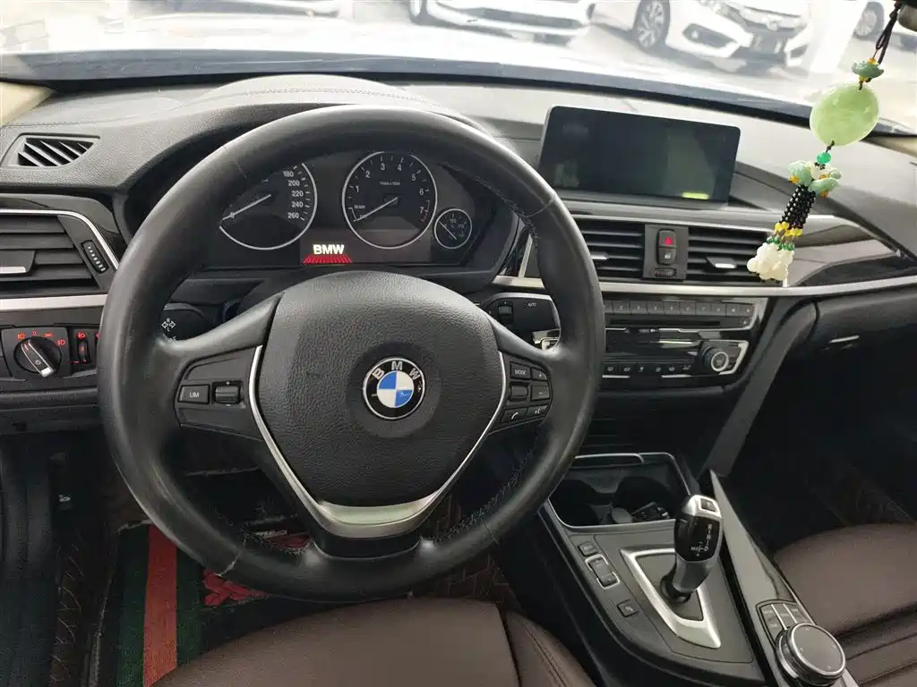 BMW 3 Series — фото 10