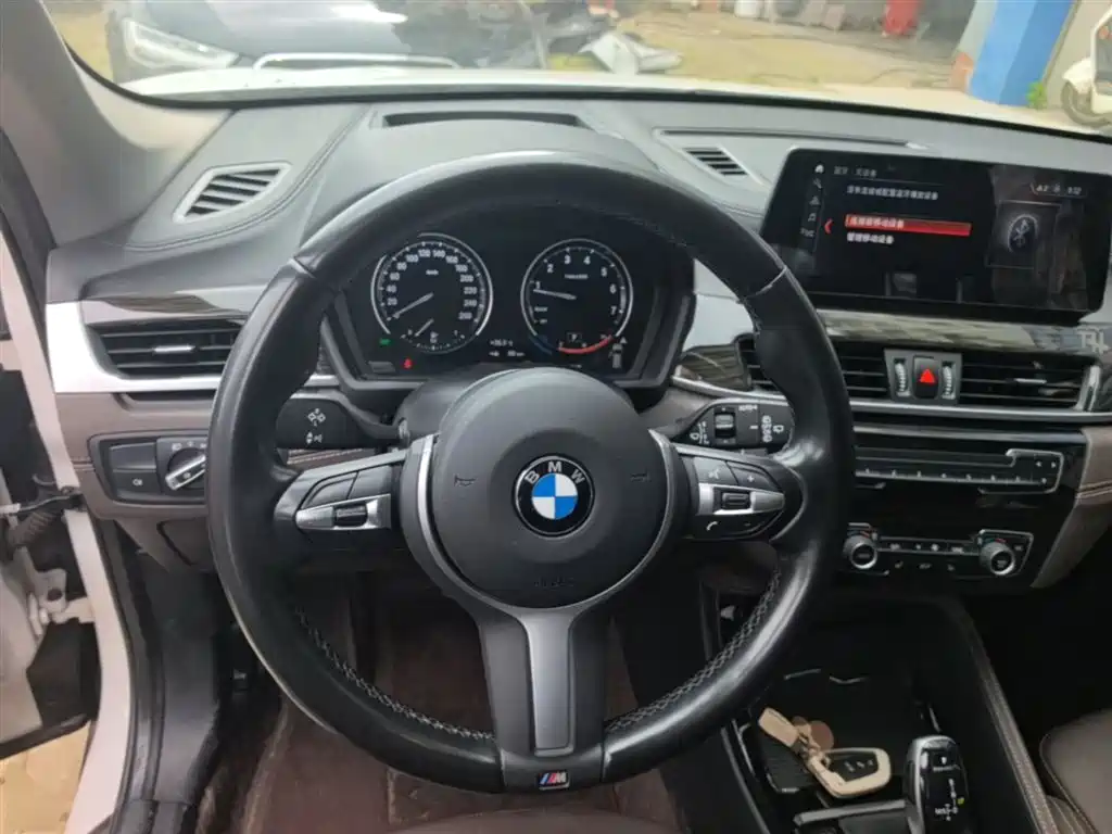 BMW X1 — фото 11