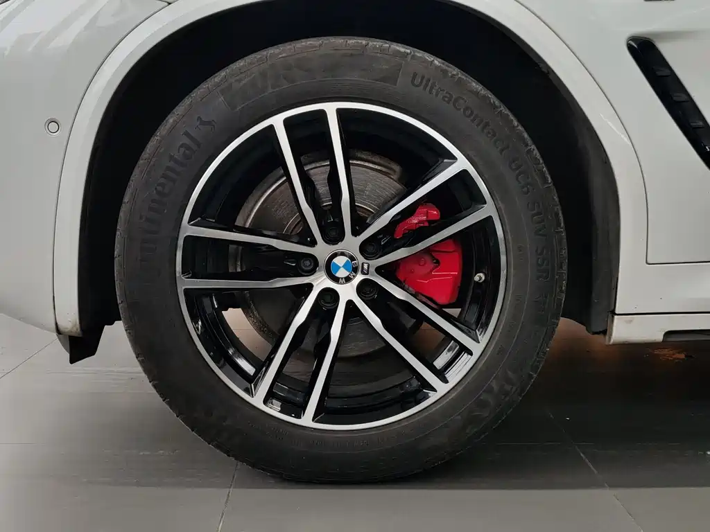 BMW X3 — фото 17