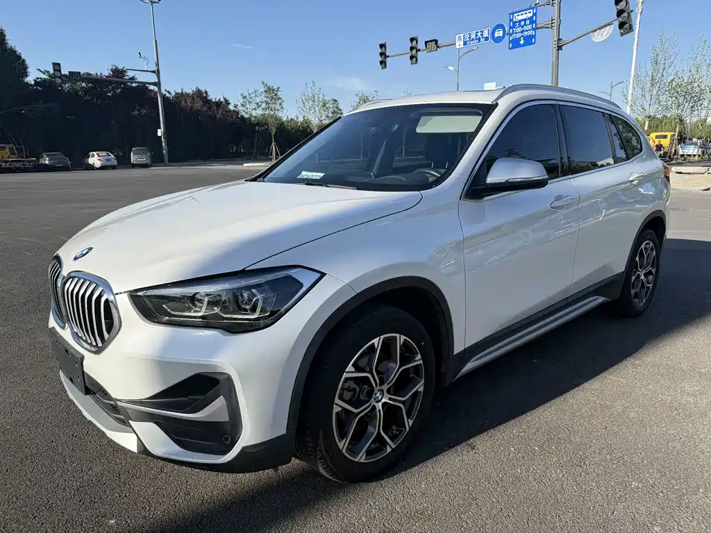 BMW X1 — фото 3