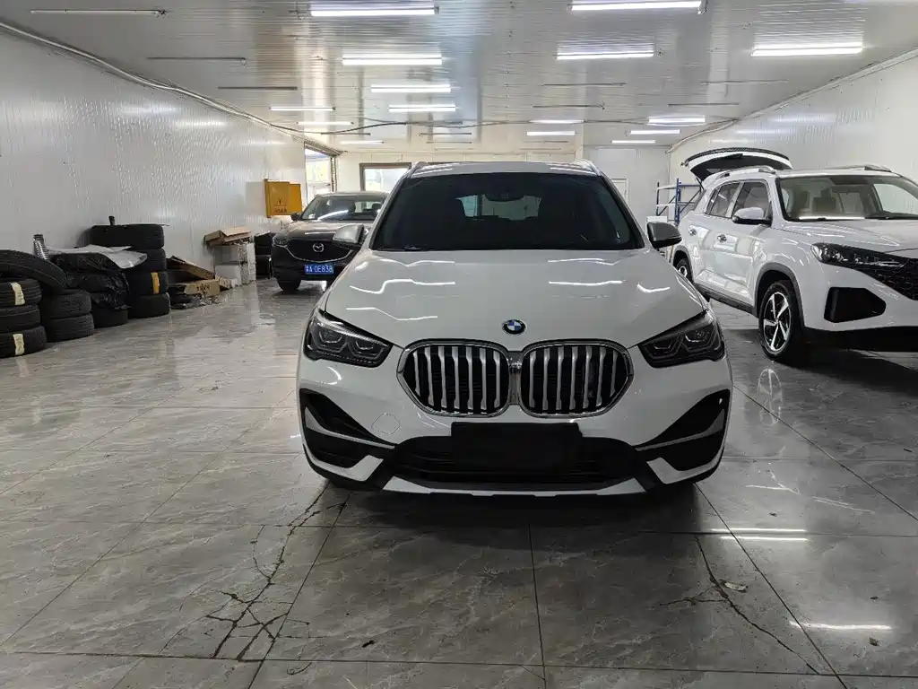 BMW X1 — фото 2