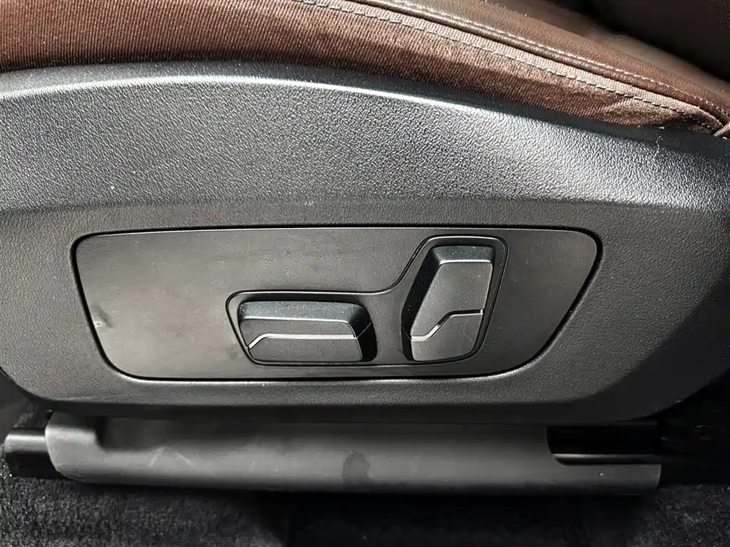 BMW X1 — фото 18