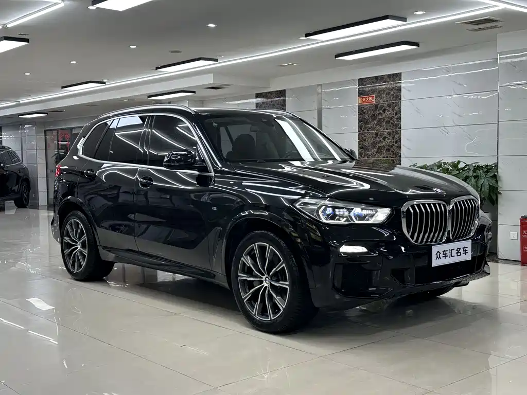 BMW X5 (Import) — фото 3