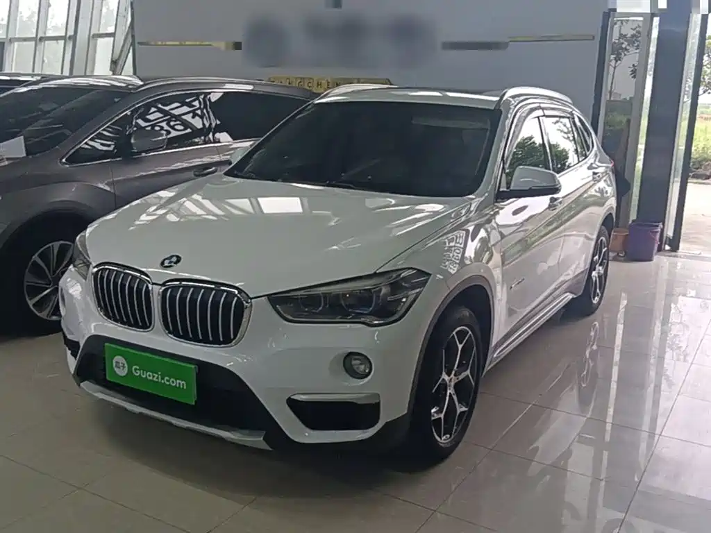 BMW X1 — фото 2