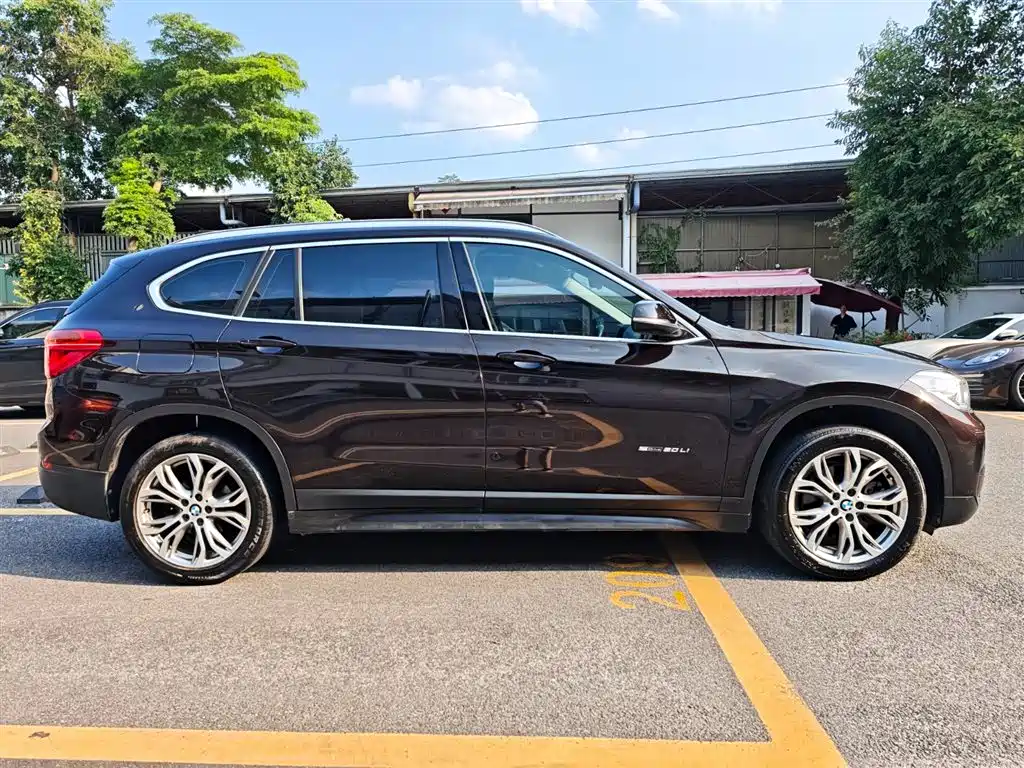BMW X1 — фото 4