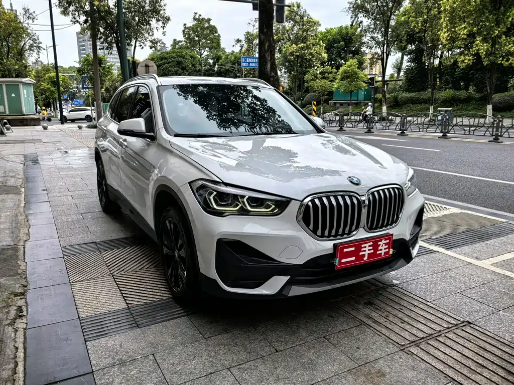 BMW X1 — фото 3