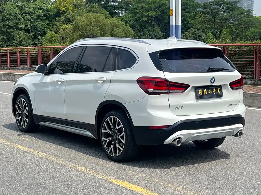 BMW X1 — фото 4
