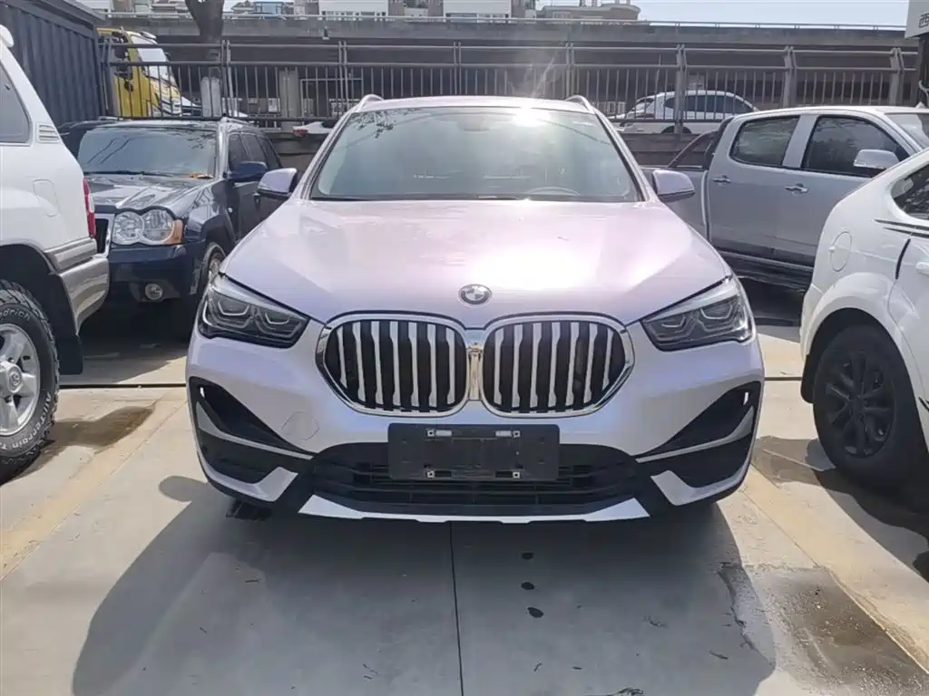 BMW X1 — фото 3