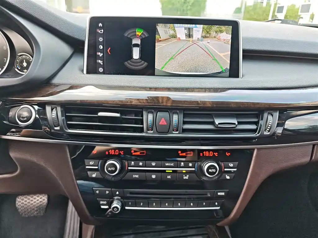 BMW X5 (Import) — фото 15