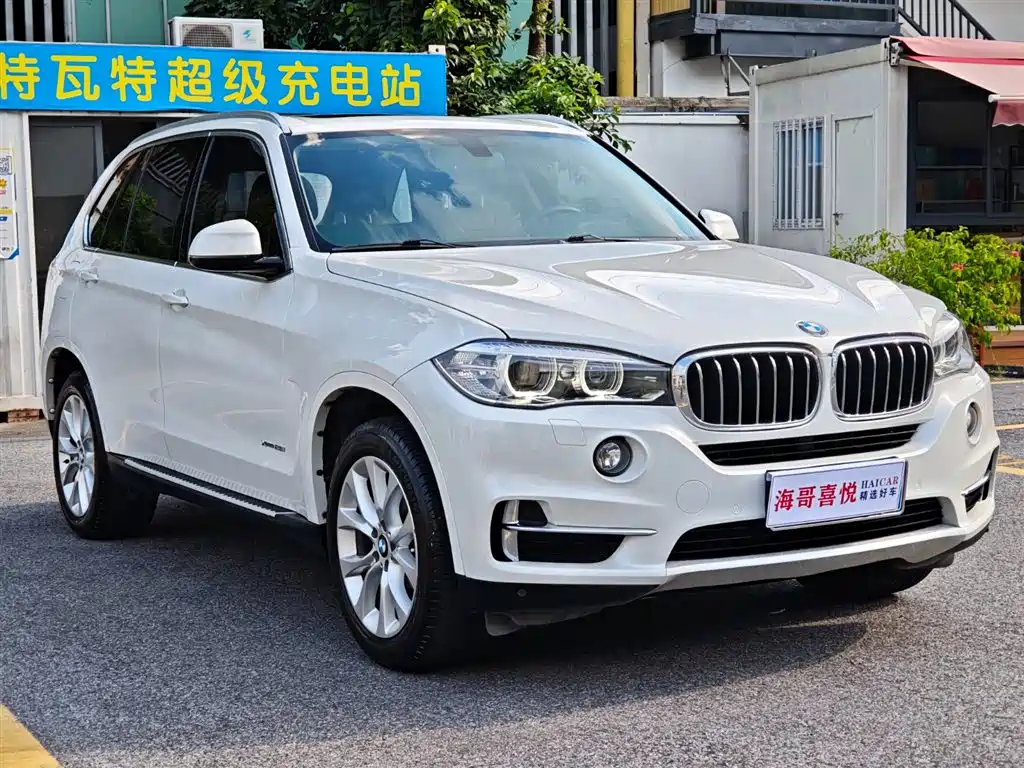 BMW X5 (Import) — фото 3