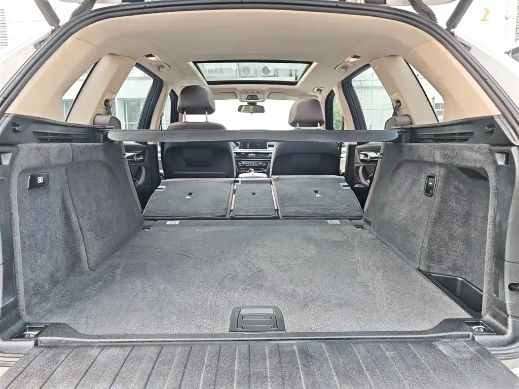 BMW X5 (Import) — фото 28