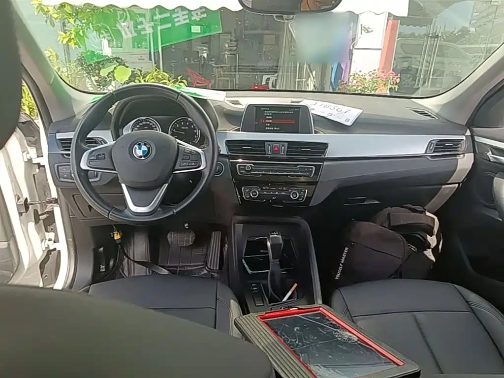 BMW X1 — фото 10