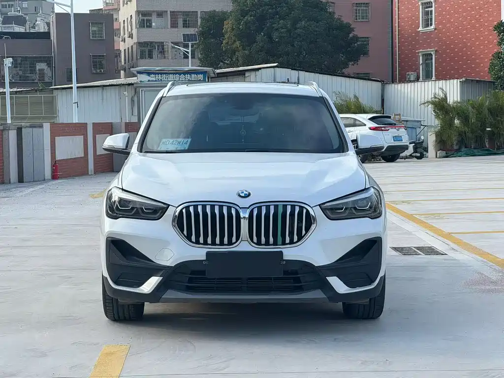 BMW X1 — фото 2