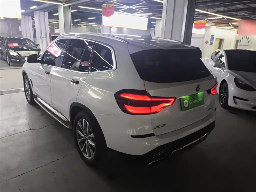 BMW X3 — фото 23