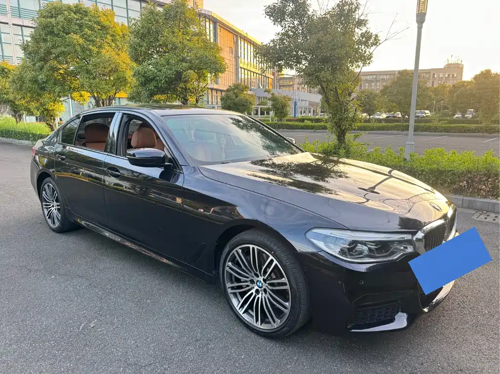 BMW 5 Series — фото 3