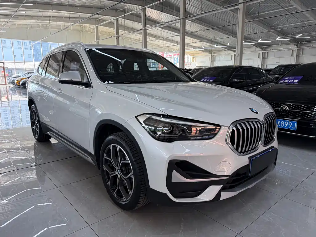 BMW X1 — фото 3
