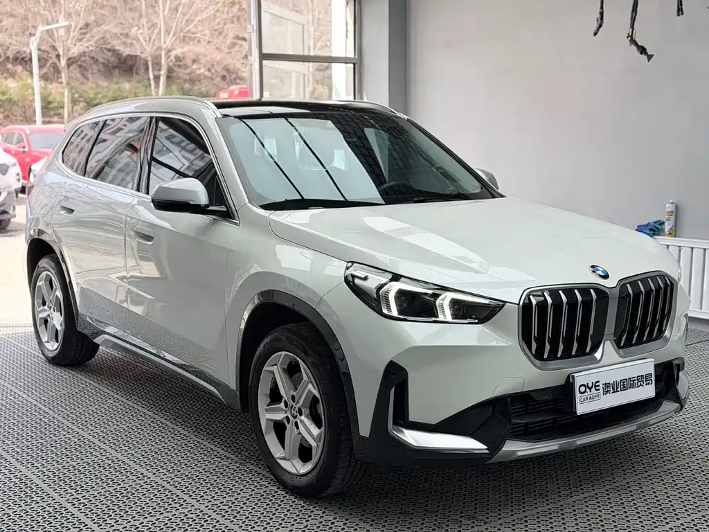 BMW X1 — фото 3