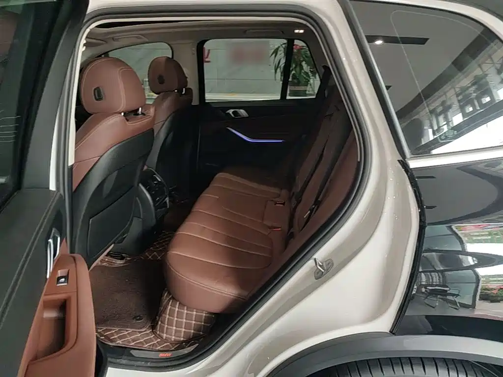 BMW X5 (Import) — фото 17