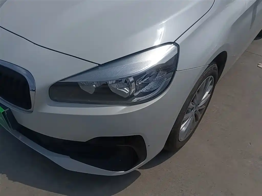 BMW 2 Series Gran Tourer — фото 24