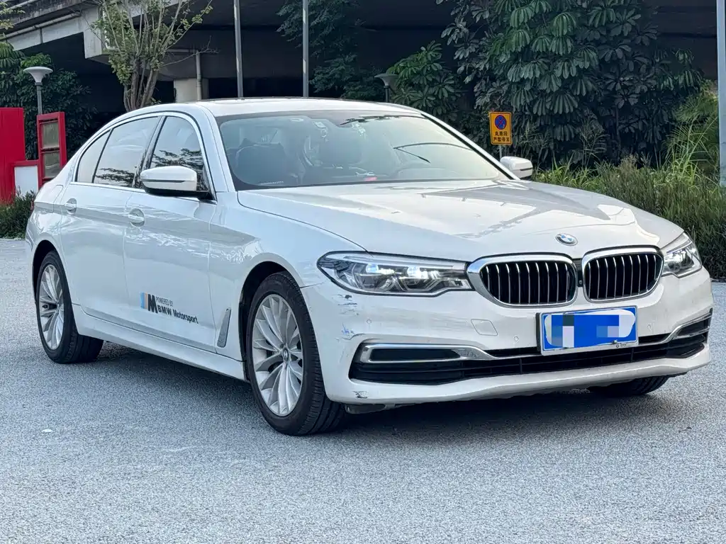 BMW 5 Series — фото 3