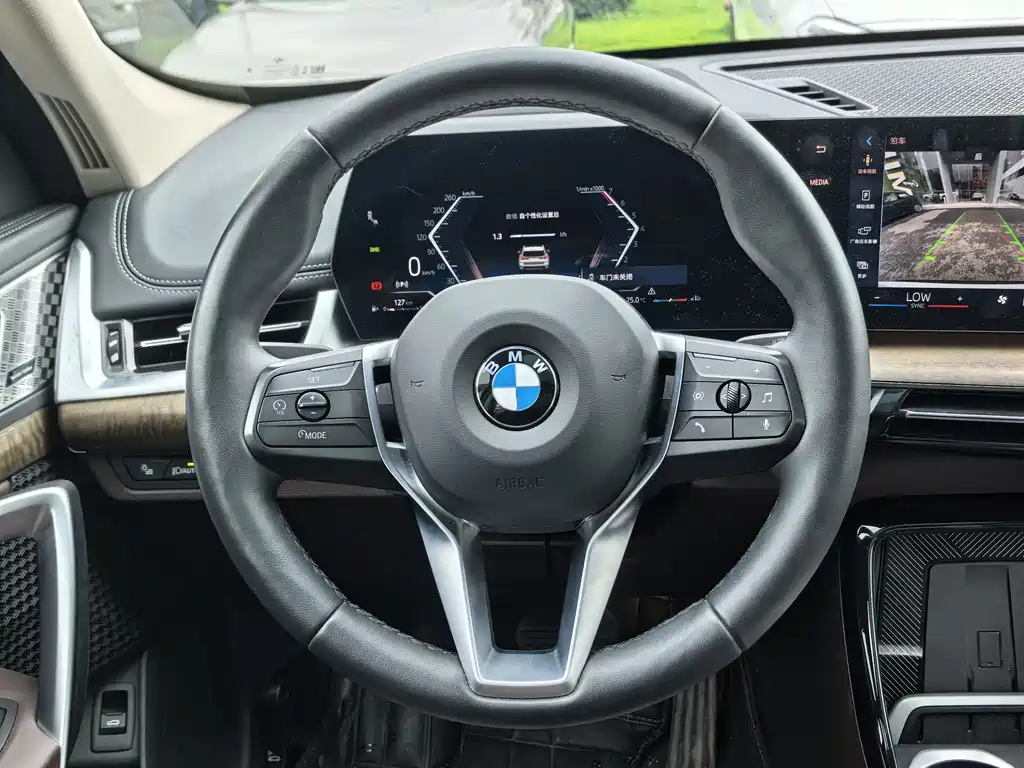 BMW X1 — фото 17