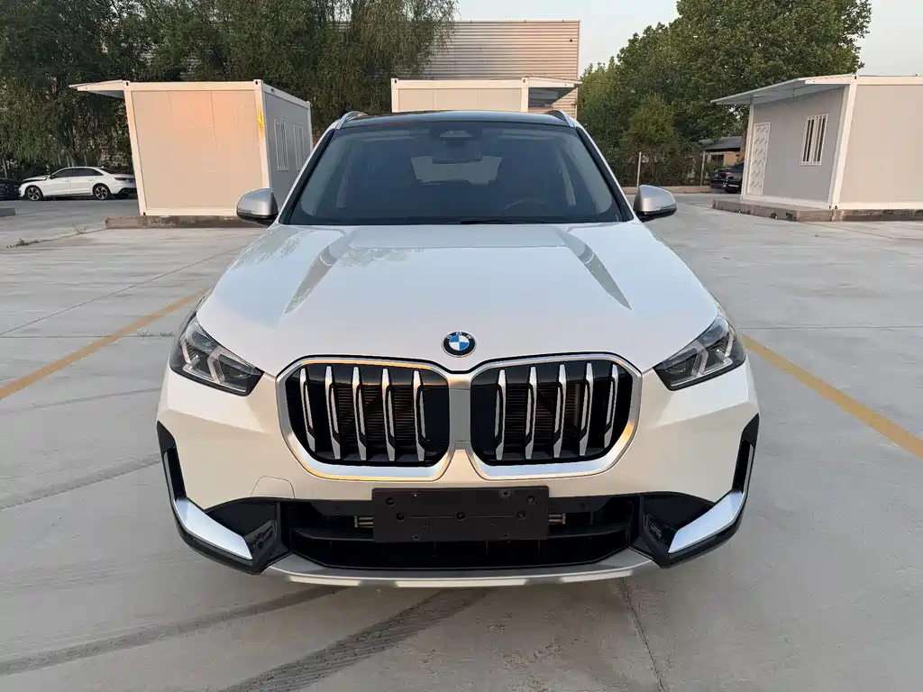 BMW X1 — фото 2
