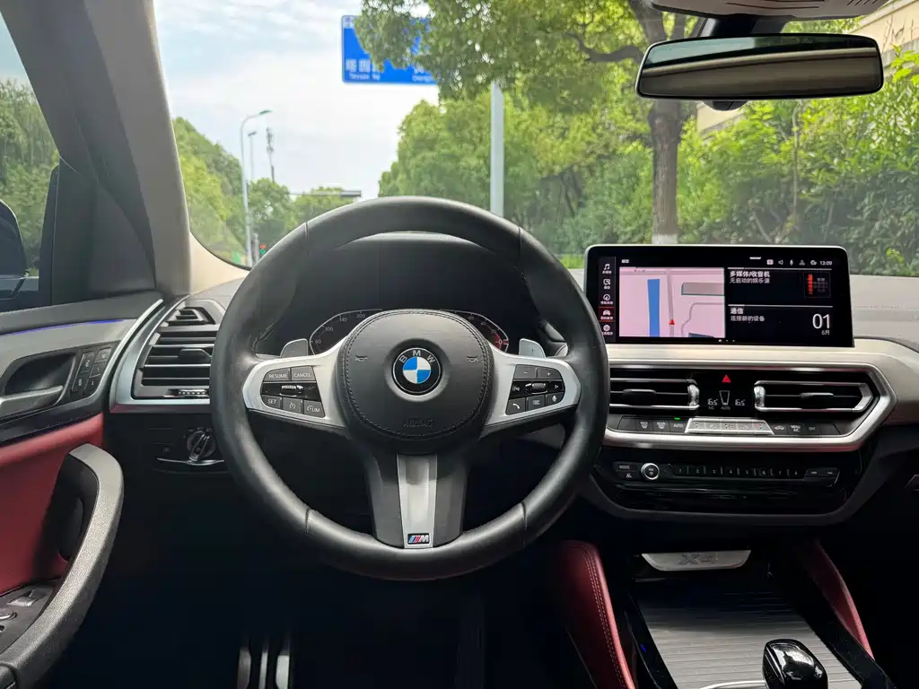 BMW X4 — фото 13