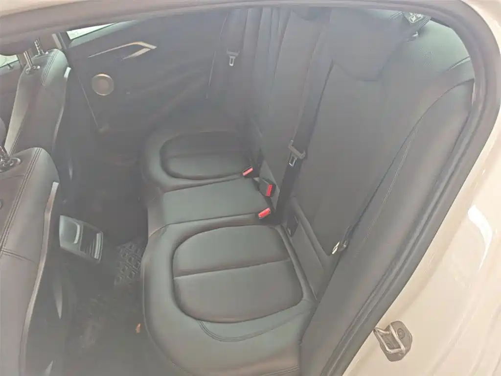 BMW 1 Series — фото 17