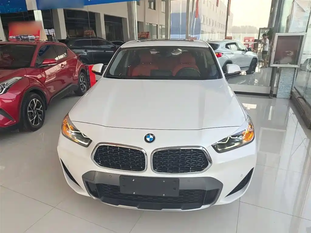 BMW X2 — фото 3