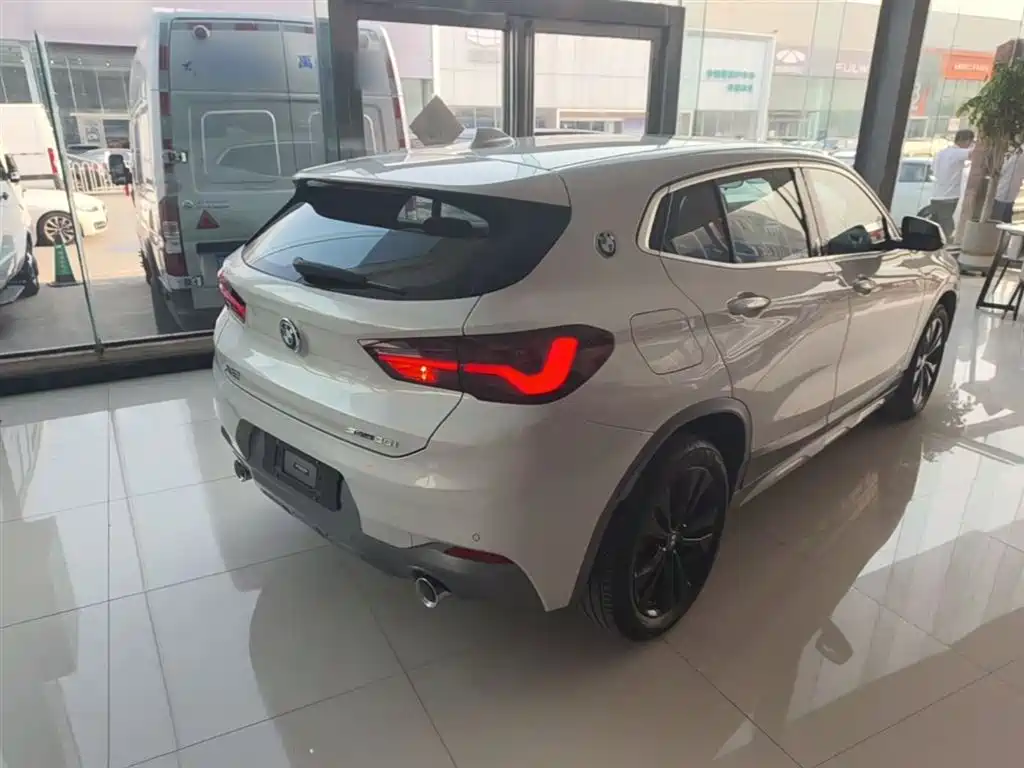 BMW X2 — фото 7
