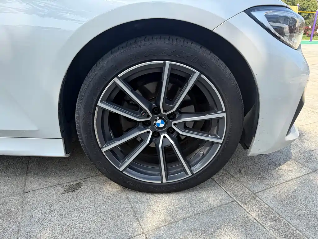 BMW 3 Series — фото 8