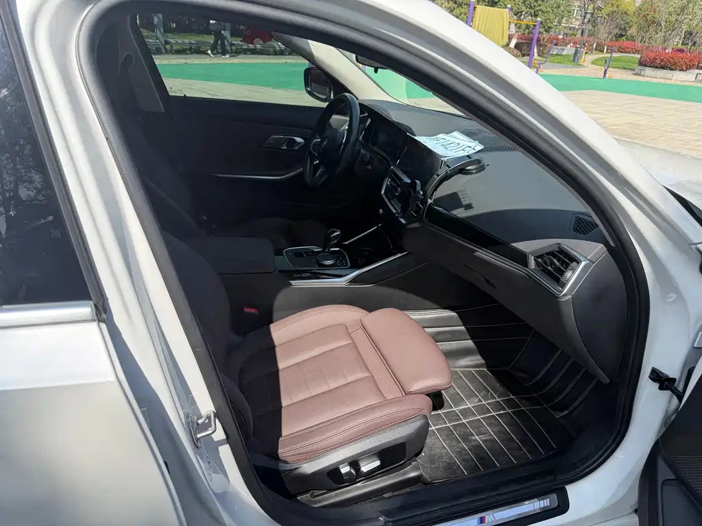BMW 3 Series — фото 10