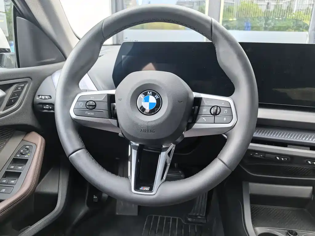 BMW 2 Series — фото 3