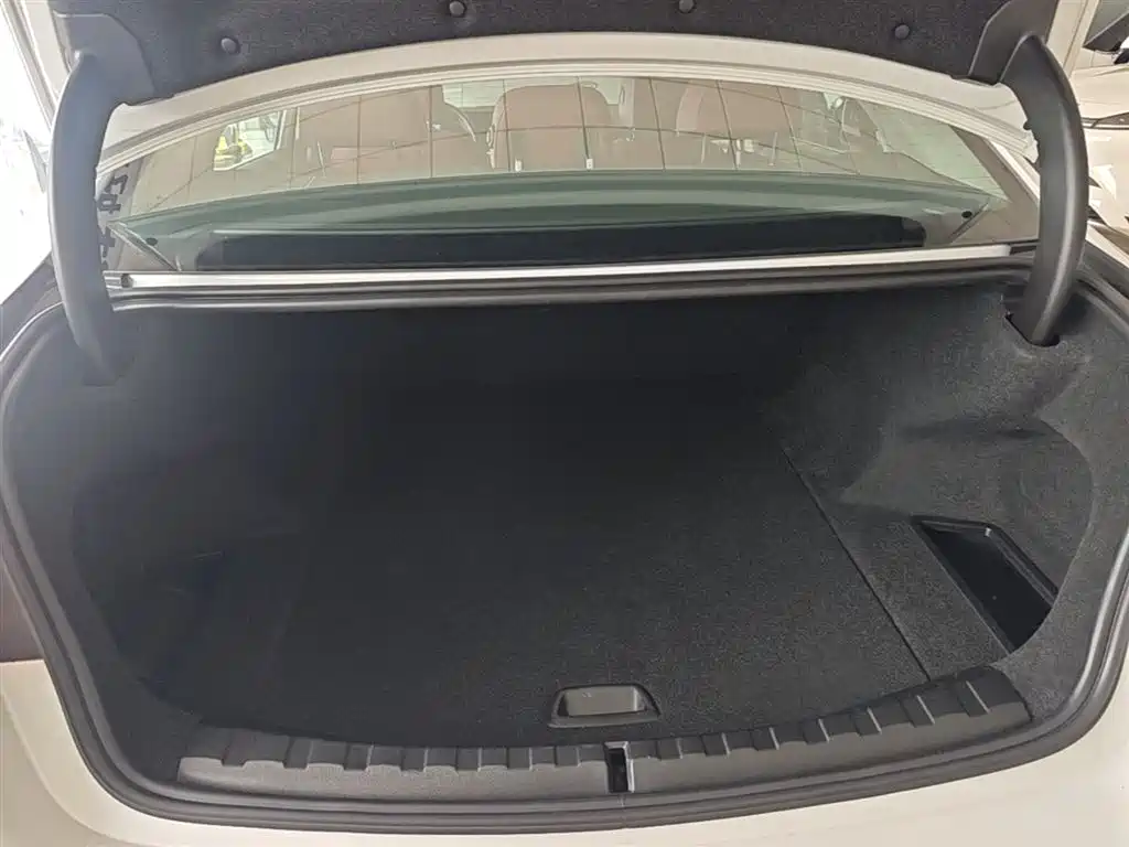 BMW i3 — фото 19