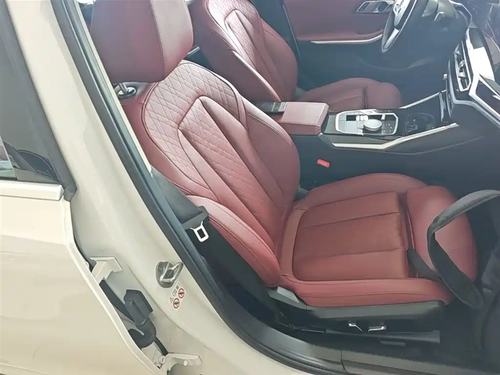 BMW i3 — фото 25
