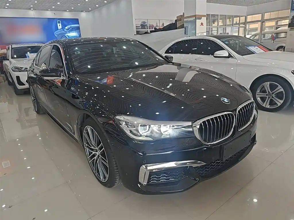 BMW 7 Series — фото 4