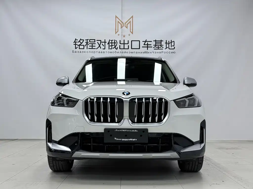 BMW X1 — фото 2