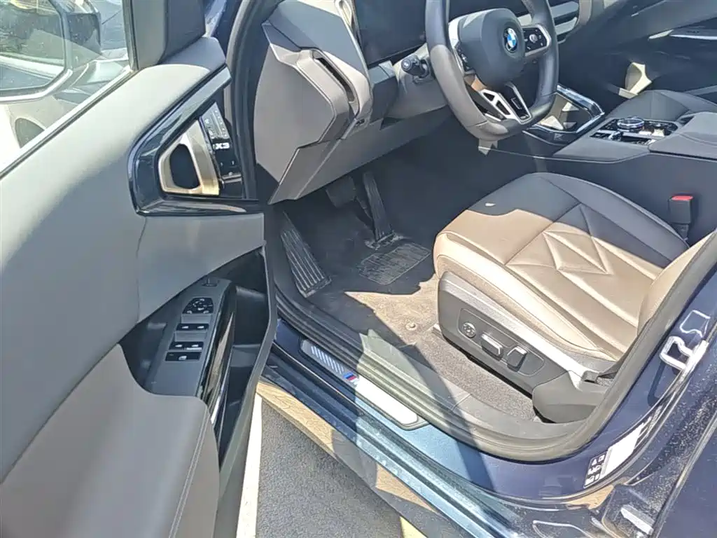 BMW X3 — фото 23