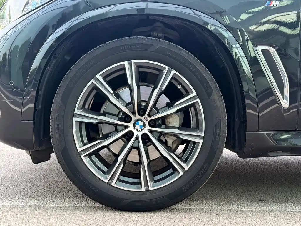BMW X5 — фото 22
