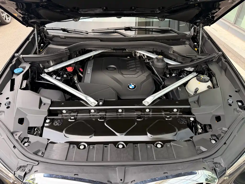 BMW X5 — фото 23